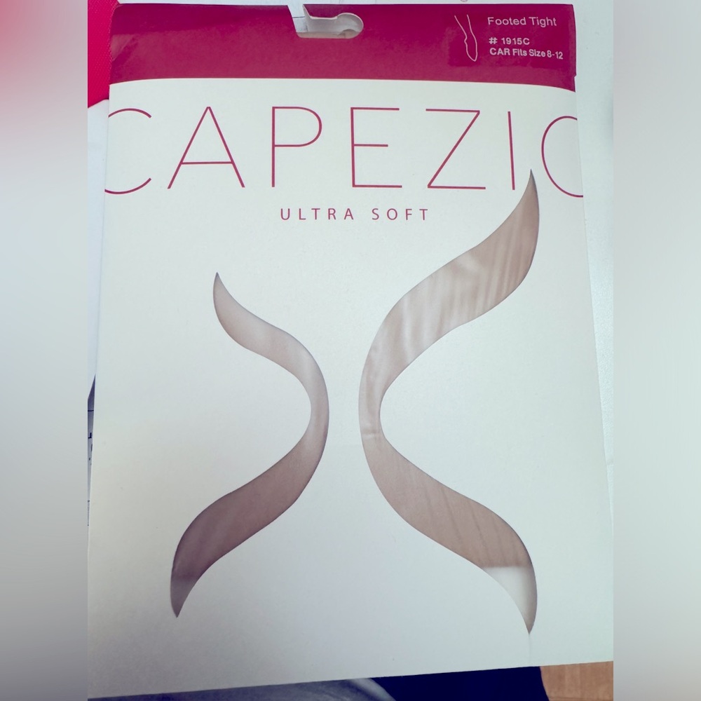 NEW in original packaging CAPEZIO ultra soft footed tights SZ Child 8-12